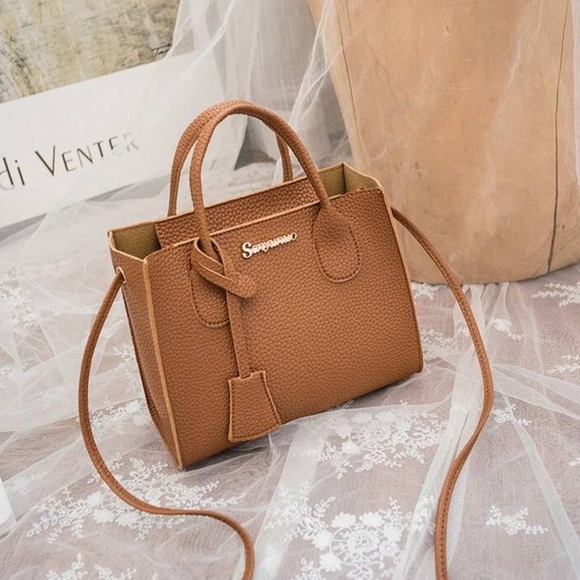 The Unbranded Brand Handbags - 🔥Tan Mini Handbag🔥